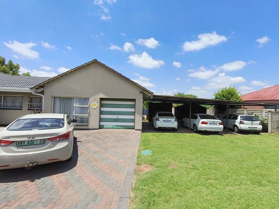 4 Bedroom Property for Sale in Parys Free State